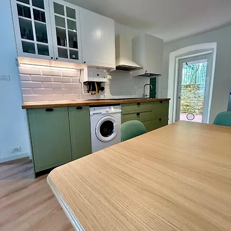 Apartment Zar 6 *