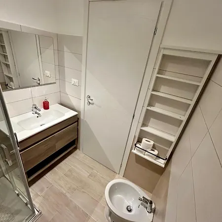 Zar 6 Apartment