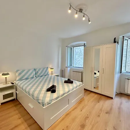 Zar 6 Apartment